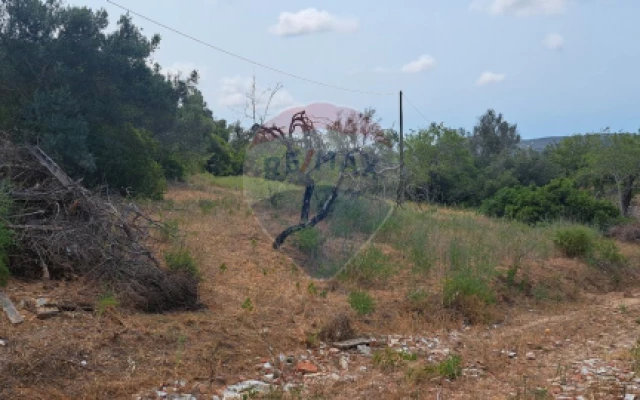 Moradia T2 para Venda em Loule (São Sebastião)