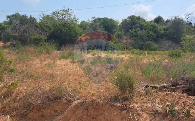 Moradia T2 para Venda em Loule (São Sebastião) Foto 10