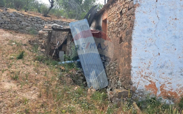 Moradia T2 para Venda em Loule (São Sebastião) Foto 12