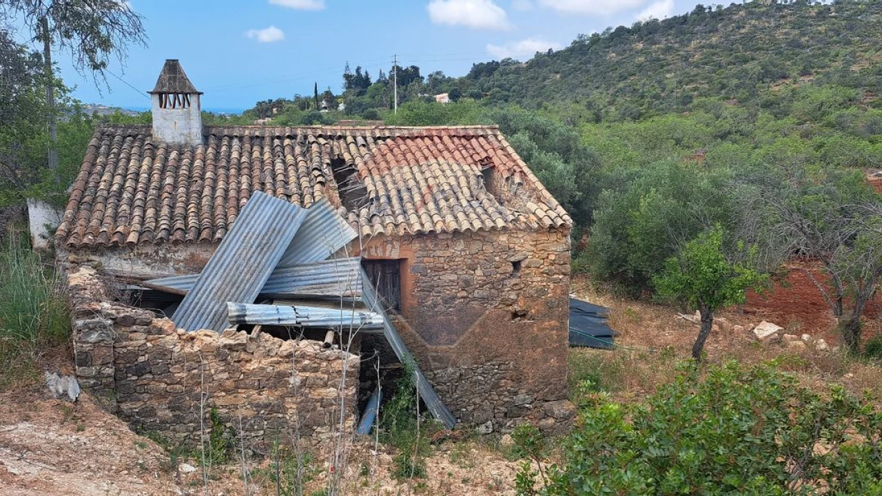Moradia T2 para Venda em Loule (São Sebastião) Foto 18