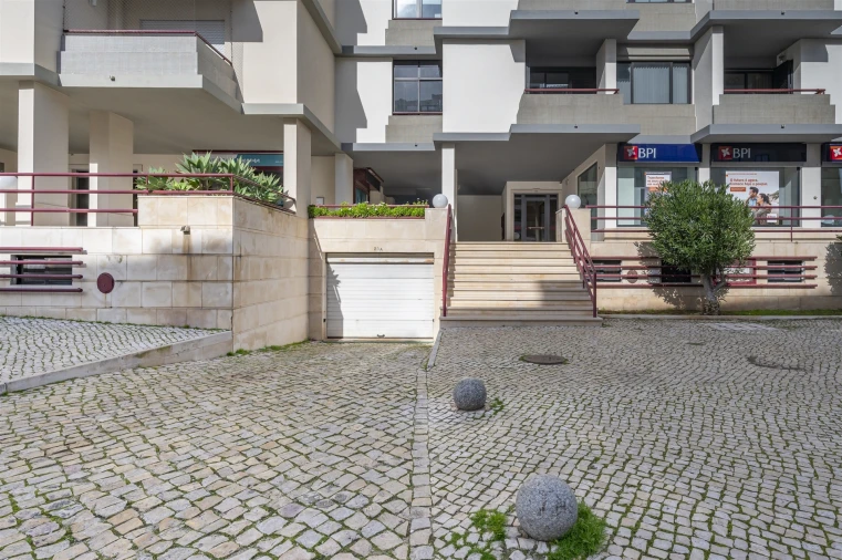 Apartamento T3 para Venda em Cascais e Estoril Foto 37