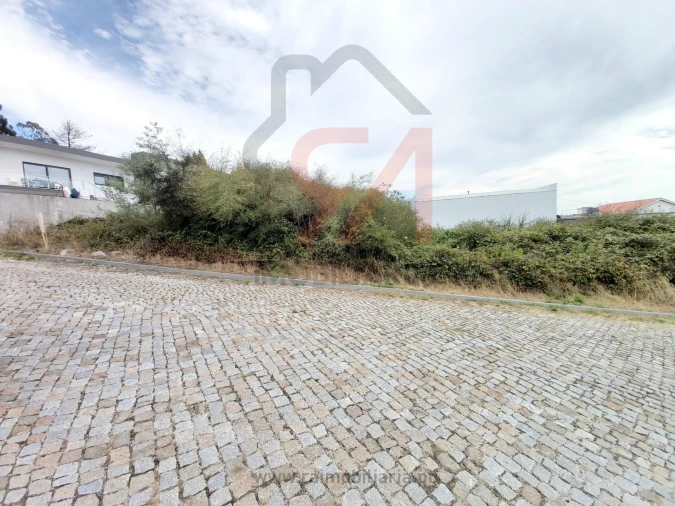 Terreno para Venda em Vandoma Foto 2