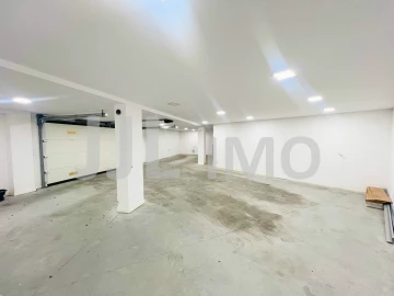 Moradia T5 para Venda em Charneca de Caparica e Sobreda