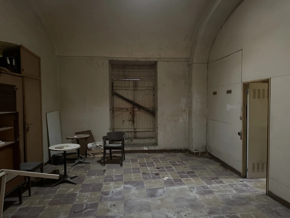 Armazém para Venda em Quelfes Foto 10