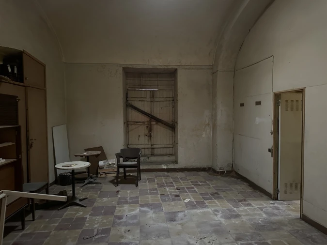 Armazém para Venda em Quelfes Foto 10