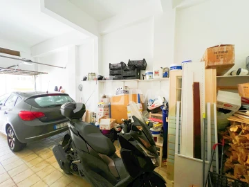Apartamento T4 para Venda em Oeiras e São Julião da Barra, Paço de Arcos e Caxias