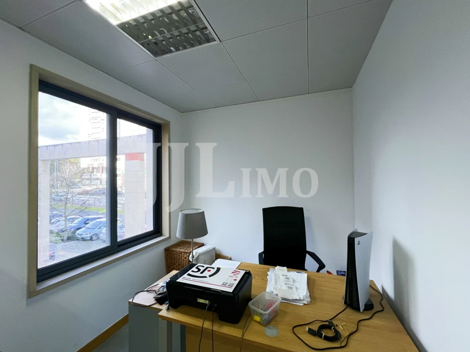 Escritório para Arrendamento em Olivais Foto 9