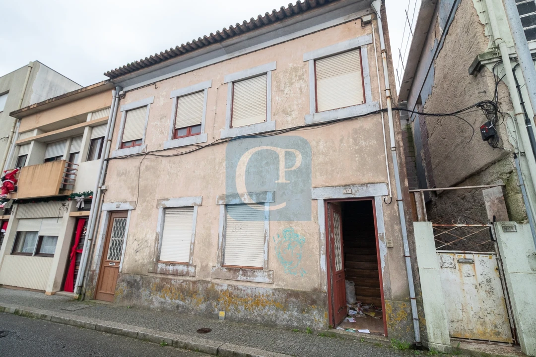 Moradia T4 para Venda em Matosinhos e Leça da Palmeira Foto 1