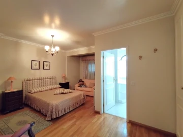 Apartamento T5 para Venda em Leiria, Pousos, Barreira e Cortes