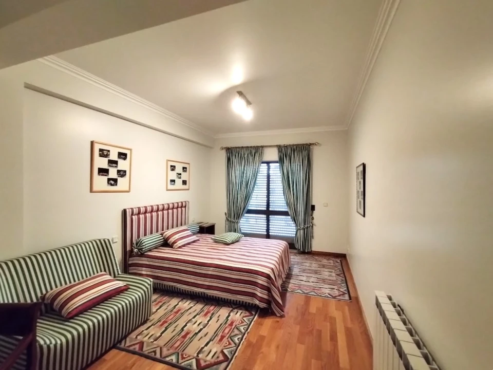 Apartamento T5 para Venda em Leiria, Pousos, Barreira e Cortes Foto 24