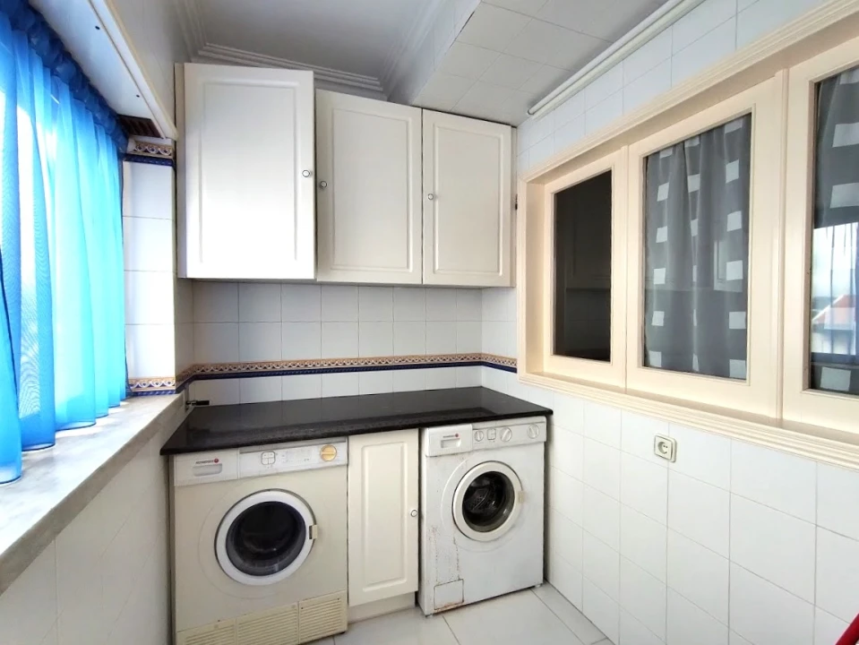 Apartamento T5 para Venda em Leiria, Pousos, Barreira e Cortes Foto 4