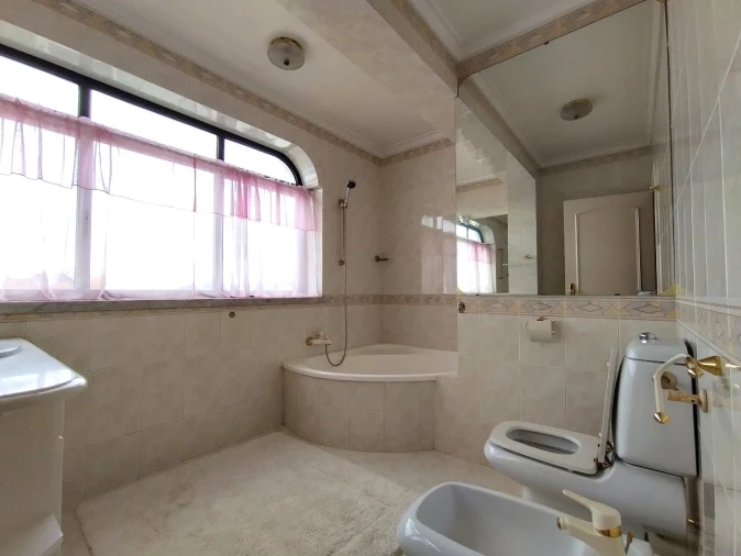 Apartamento T5 para Venda em Leiria, Pousos, Barreira e Cortes Foto 16