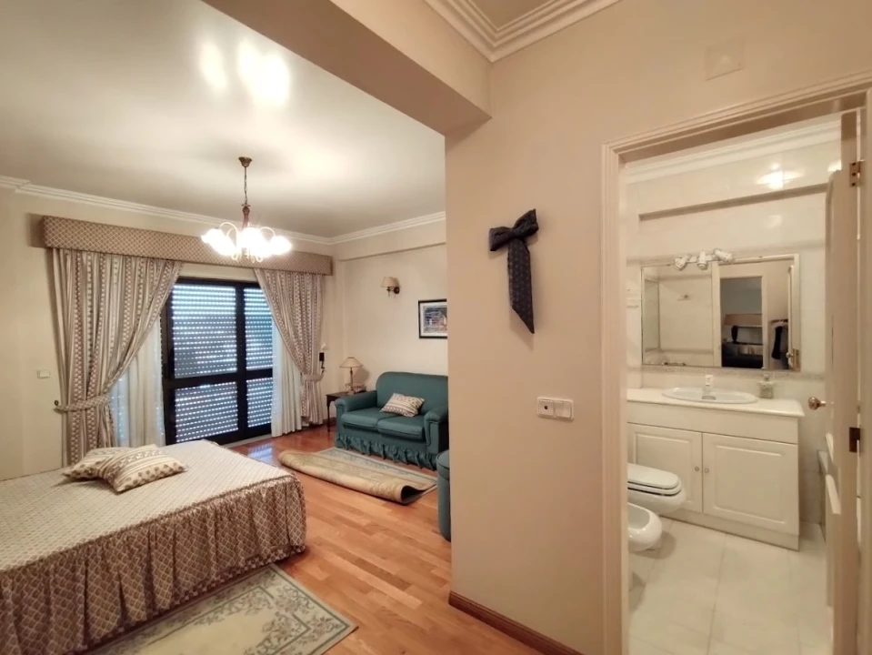Apartamento T5 para Venda em Leiria, Pousos, Barreira e Cortes Foto 26
