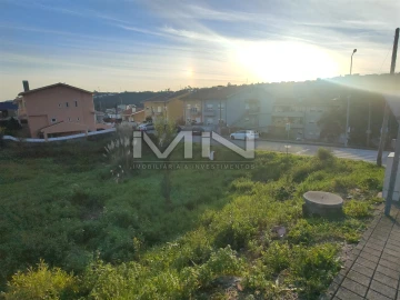 Terreno para Venda em Fânzeres e São Pedro da Cova