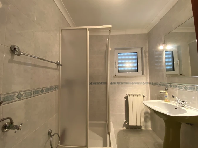 Moradia T5 para Venda em Porto de Mós - São João Baptista e São Pedro Foto 19