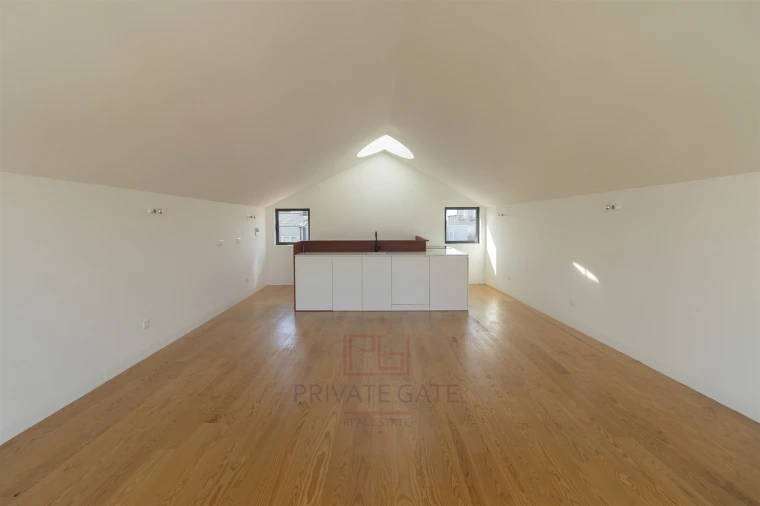 Apartamento T2 para Venda em Cedofeita, Santo Ildefonso, Sé, Miragaia, São Nicolau e Vitória Foto 8