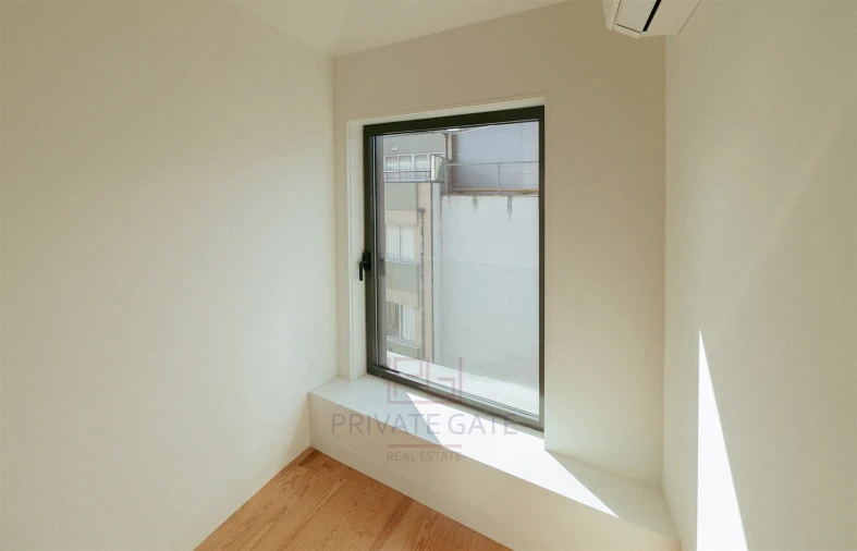 Apartamento T2 para Venda em Cedofeita, Santo Ildefonso, Sé, Miragaia, São Nicolau e Vitória Foto 23