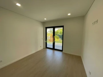 Moradia T4 para Venda em Tavarede