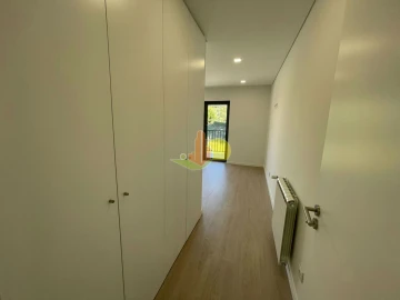 Moradia T4 para Venda em Tavarede