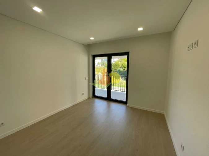 Moradia T4 para Venda em Tavarede Foto 17
