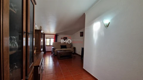 Moradia T2 para Venda em Santa Maria da Devesa