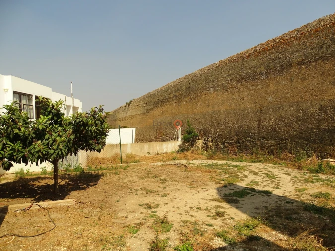 Moradia T3 para Venda em Lagos (São Sebastião e Santa Maria) Foto 23