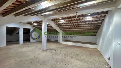 Moradia T6 para Venda em Faro (Sé e São Pedro)