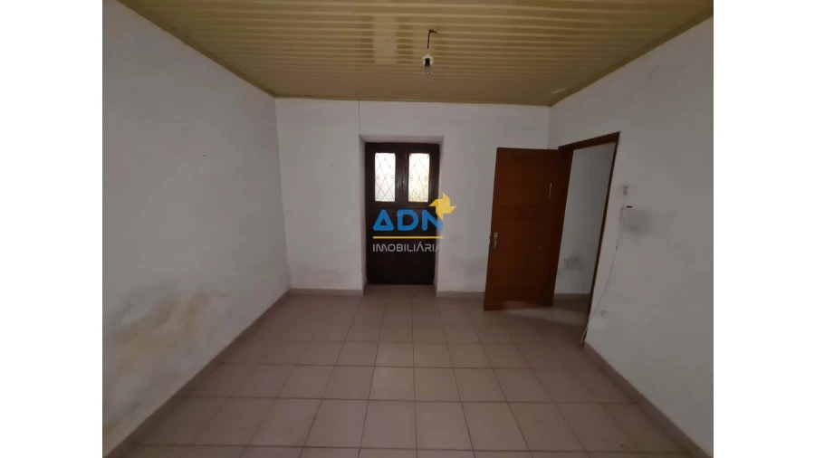 Moradia T2 para Venda em Castelo Branco Foto 46