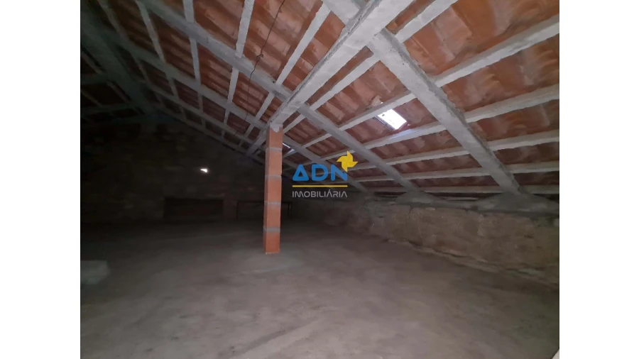 Moradia T2 para Venda em Castelo Branco Foto 35