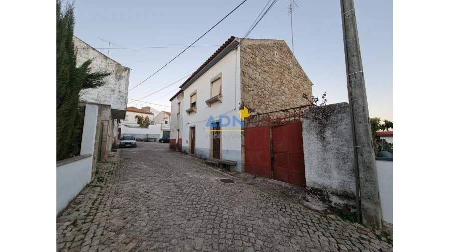Moradia T2 para Venda em Castelo Branco Foto 42