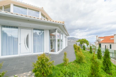 Moradia T3 para Venda em Funchal (São Pedro)