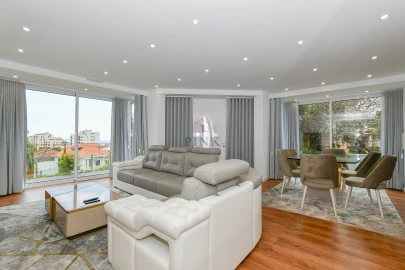 Moradia T3 para Venda em Funchal (São Pedro)