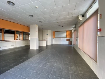 Loja para Venda em Marrazes e Barosa
