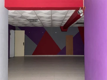 Loja para Venda em Marrazes e Barosa