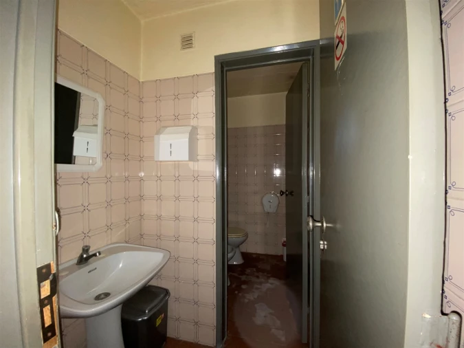 Loja para Venda em Marrazes e Barosa Foto 9