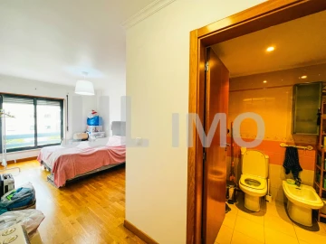 Apartamento T2 para Venda em Olivais