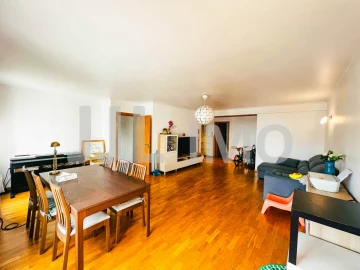 Apartamento T2 para Venda em Olivais