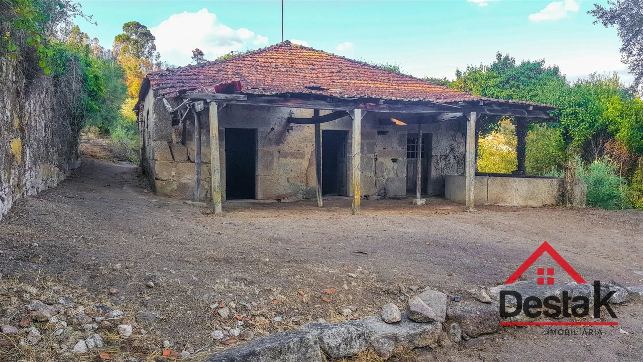 Prédio para Venda em Abrunhosa-A-Velha Foto 14