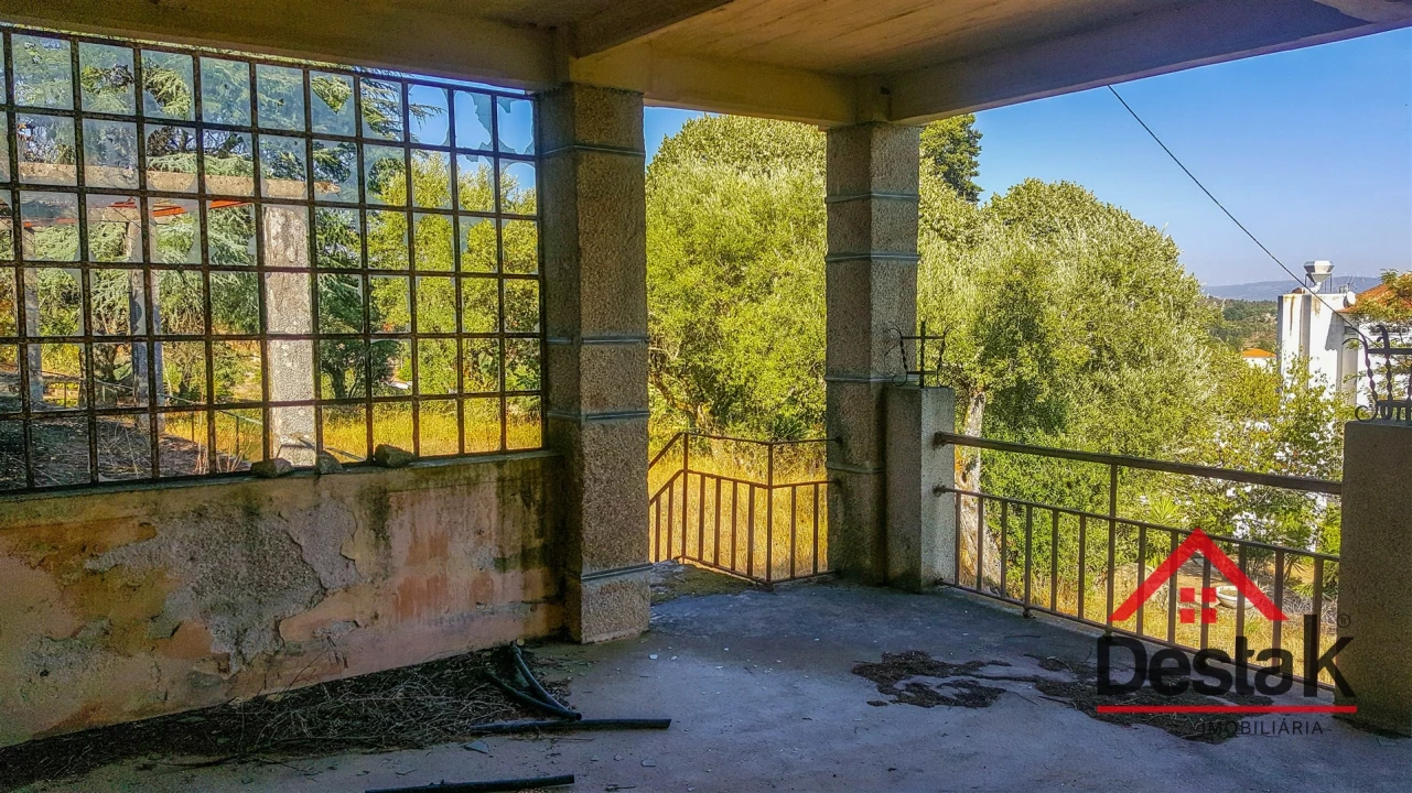 Prédio para Venda em Abrunhosa-A-Velha Foto 19
