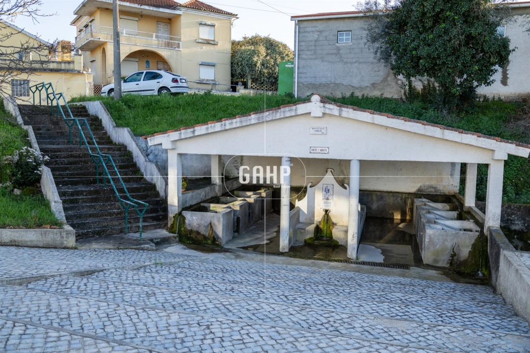 Moradia T0 para Venda em Cernache Foto 21