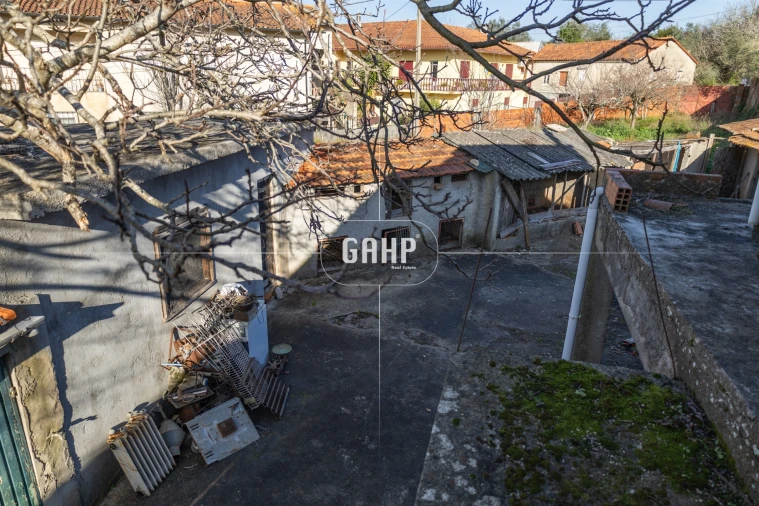 Moradia T0 para Venda em Cernache Foto 6