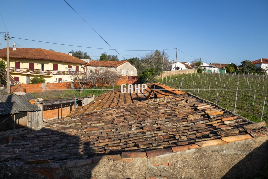 Moradia T0 para Venda em Cernache Foto 2