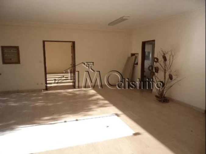 Armazém para Venda em Sé e São Lourenço Foto 2