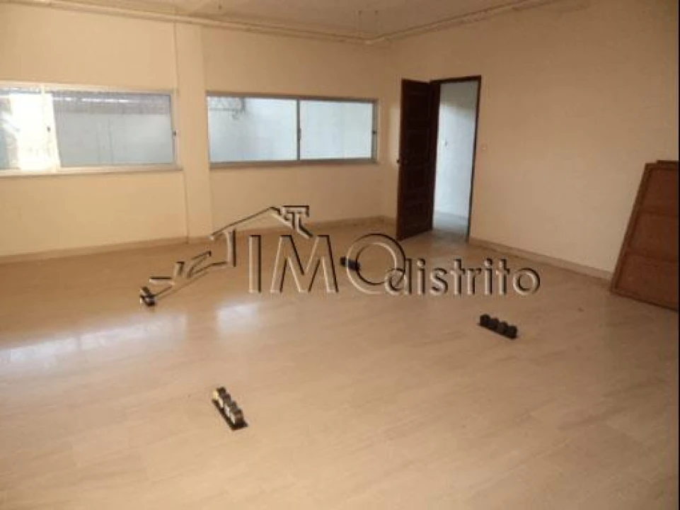 Armazém para Venda em Sé e São Lourenço Foto 4