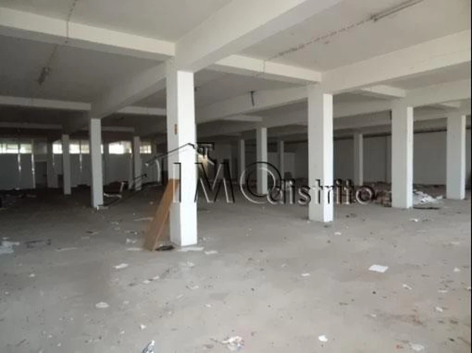 Armazém para Venda em Sé e São Lourenço Foto 9