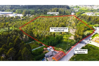 Terreno para Venda em Grijó e Sermonde