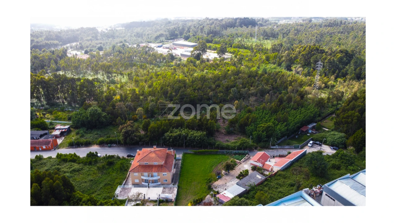 Terreno para Venda em Grijó e Sermonde Foto 4