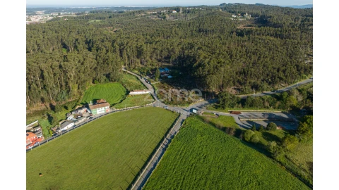 Terreno para Venda em Castêlo da Maia