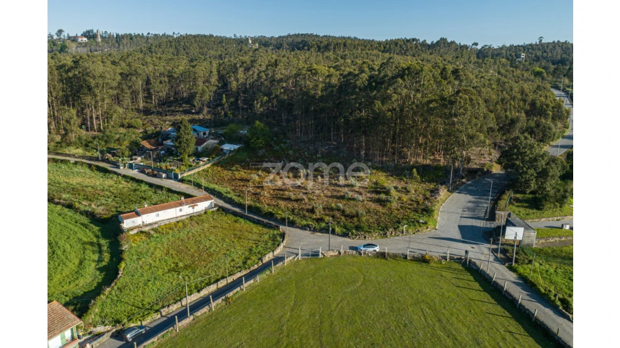 Terreno para Venda em Castêlo da Maia Foto 10