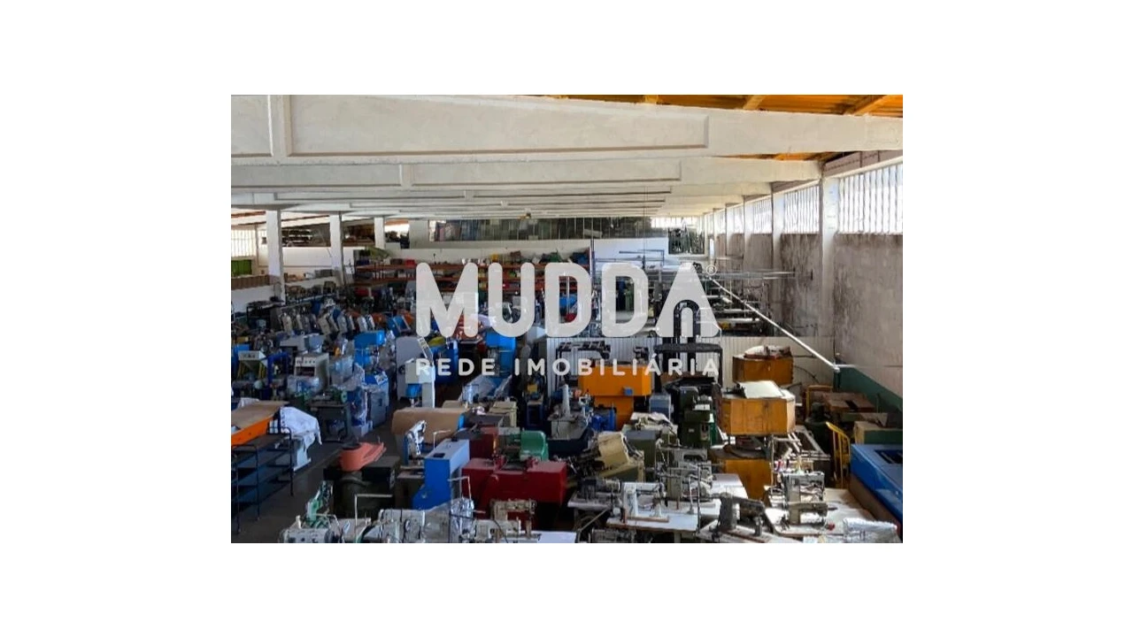 Armazém para Venda em São João da Madeira Foto 10